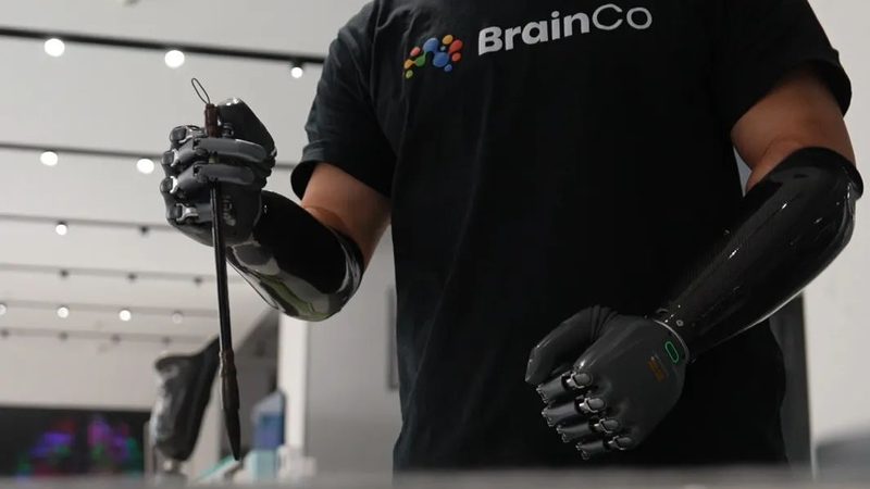 科技售后上门安装服务：保障企业IT部署的最后一环**